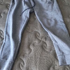 Adidas Sweatpants Size XS  Youth Boy Grey Stripes Jogger
